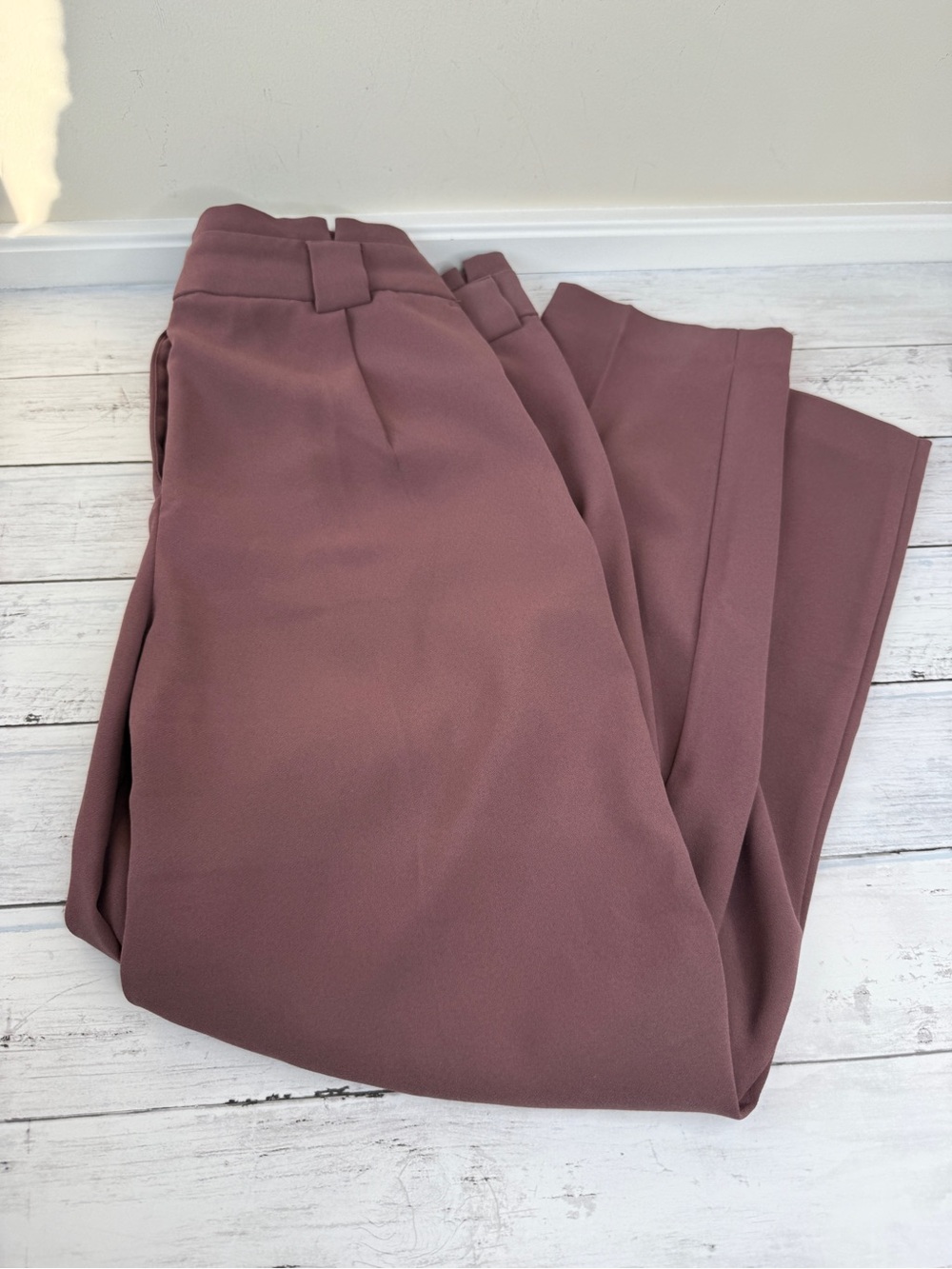Express Mauve Cropped Dress Pants